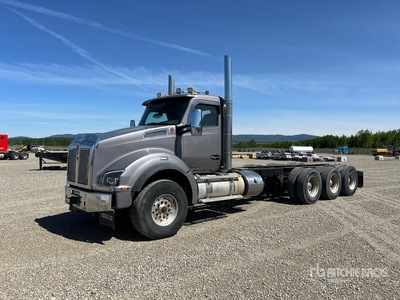 2019 Kenworth T880 8x6 Cab and Chassis