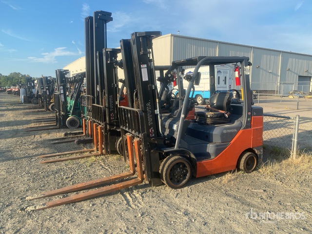 2007 Toyota 50-8FGCU32 5620 lb Cushion Tire Forklift