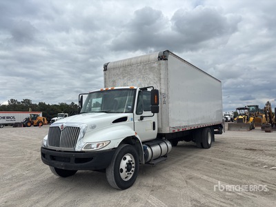 2018 International 4300 4x2 Van Truck