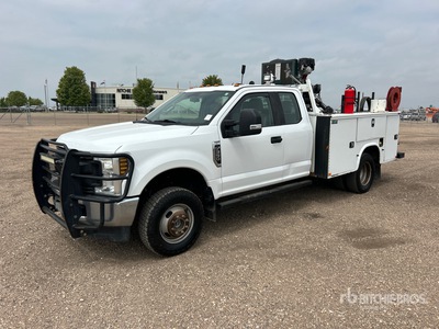 2018 Ford F-350 XL 4x4 Extended Cab Service Truck