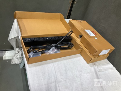 (54) APC AP9562 Basic Power Distribution Units