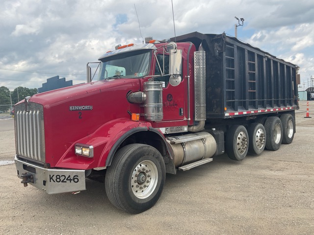 2012 Kenworth T800B 6x4 Quad/A Dump Truck