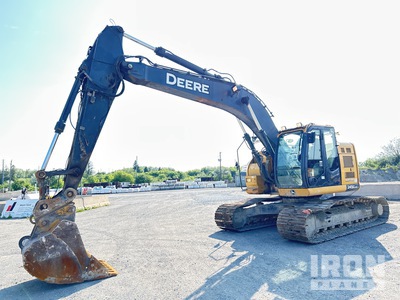 2016 John Deere 245G LC Tracked Excavator