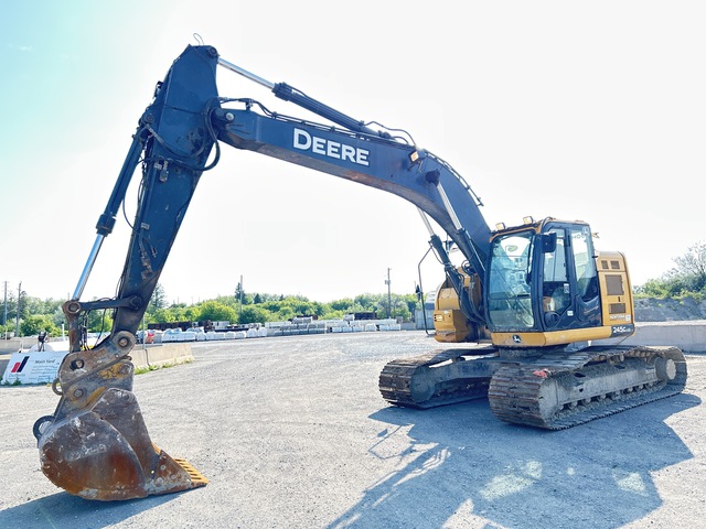 2016 John Deere 245G LC Tracked Excavator