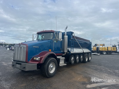 2008 Kenworth T800 12x4 Five Axle Dump Truck