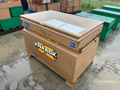 Quantity of Air Scribe Kit, Cutter Kit & Hydraulic Ram ハンドツール