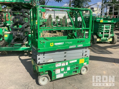 2017 Genie GS-1930 Electric Scissor Lift