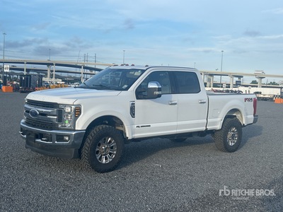 2019 Ford F-250 XLT 4x4 Crew Cab Pickup