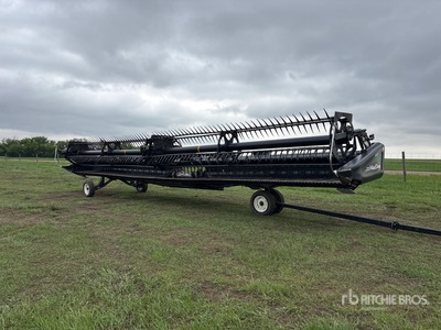 2012 MacDon FD70 40 ft Flex Draper Combine Header