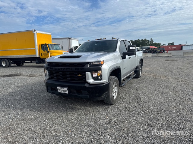 2020 Chevrolet Silverado 2500 4x4 Crew Cab Pickup