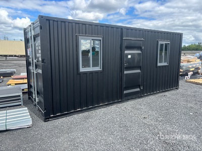 19 ft 6 in x 8 ft Skid-Mounted Black 19.5 Ft. 7.4 Ft. 8 Ft. مكتب متحرك (Unused)