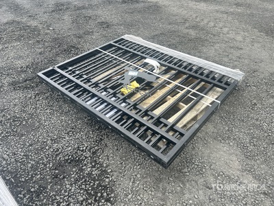 5 ft 11 in x 4 ft 11 in Wrought Iron Puerta de entrada (Unused)