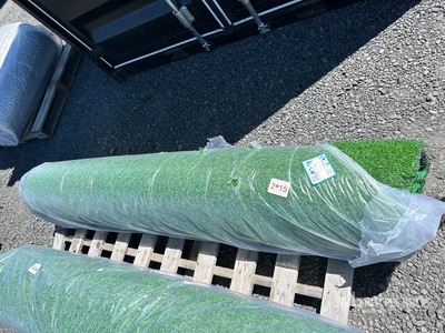 Artificial Grass Turf Drainage Holes with Rubber Backing 6.6 ft x 49.2 ft (Unused)