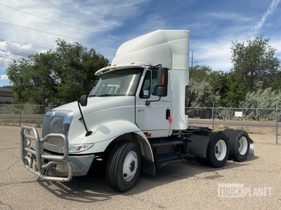 2006 International 8600 6x4 8600 T/A Day Cab Truck Tractor (Inoperable)