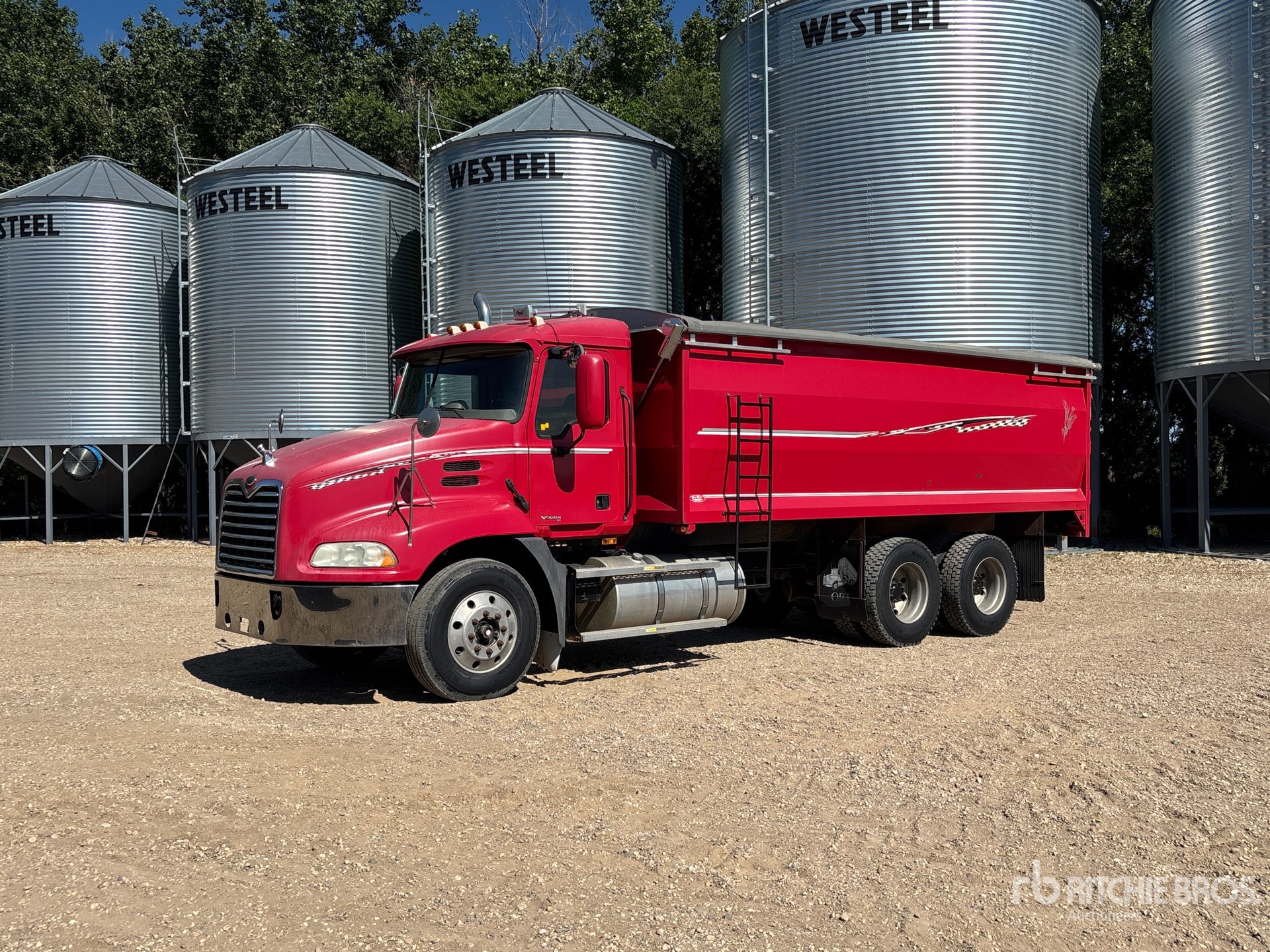 2006 Mack CXN613 6x4 Grain Truck