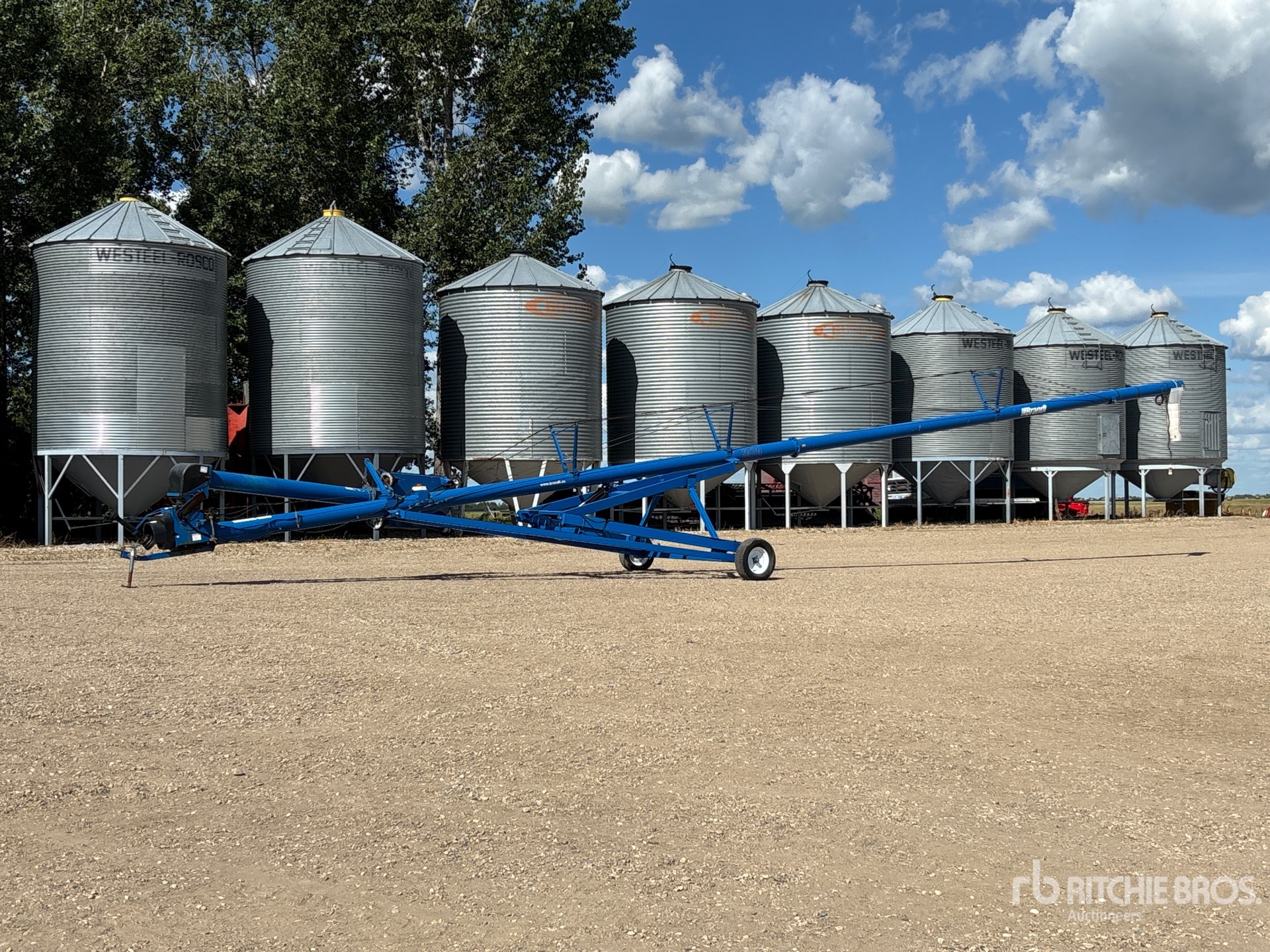 2006 Brandt 1070 10 in x 70 ft Swing Grain Auger