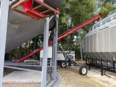 2018 Meridian HD8-33 8 in x 33 ft Graan vijzel