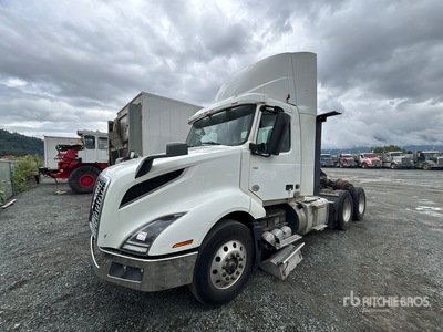2019 Volvo VNL64T 6x2 Tracteur routier