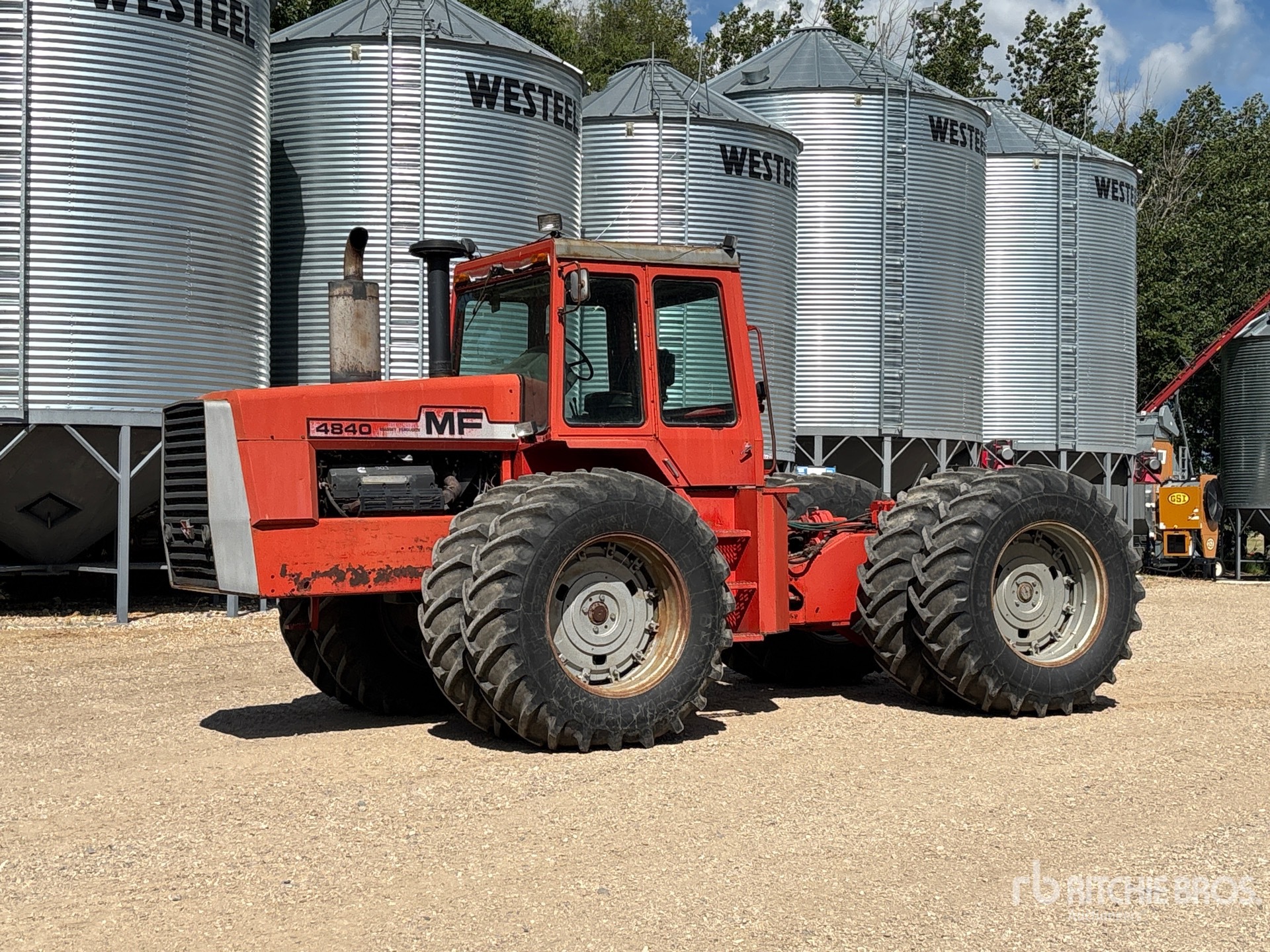 1982 Massey Ferguson 4840 Articulated 4WD Tractor