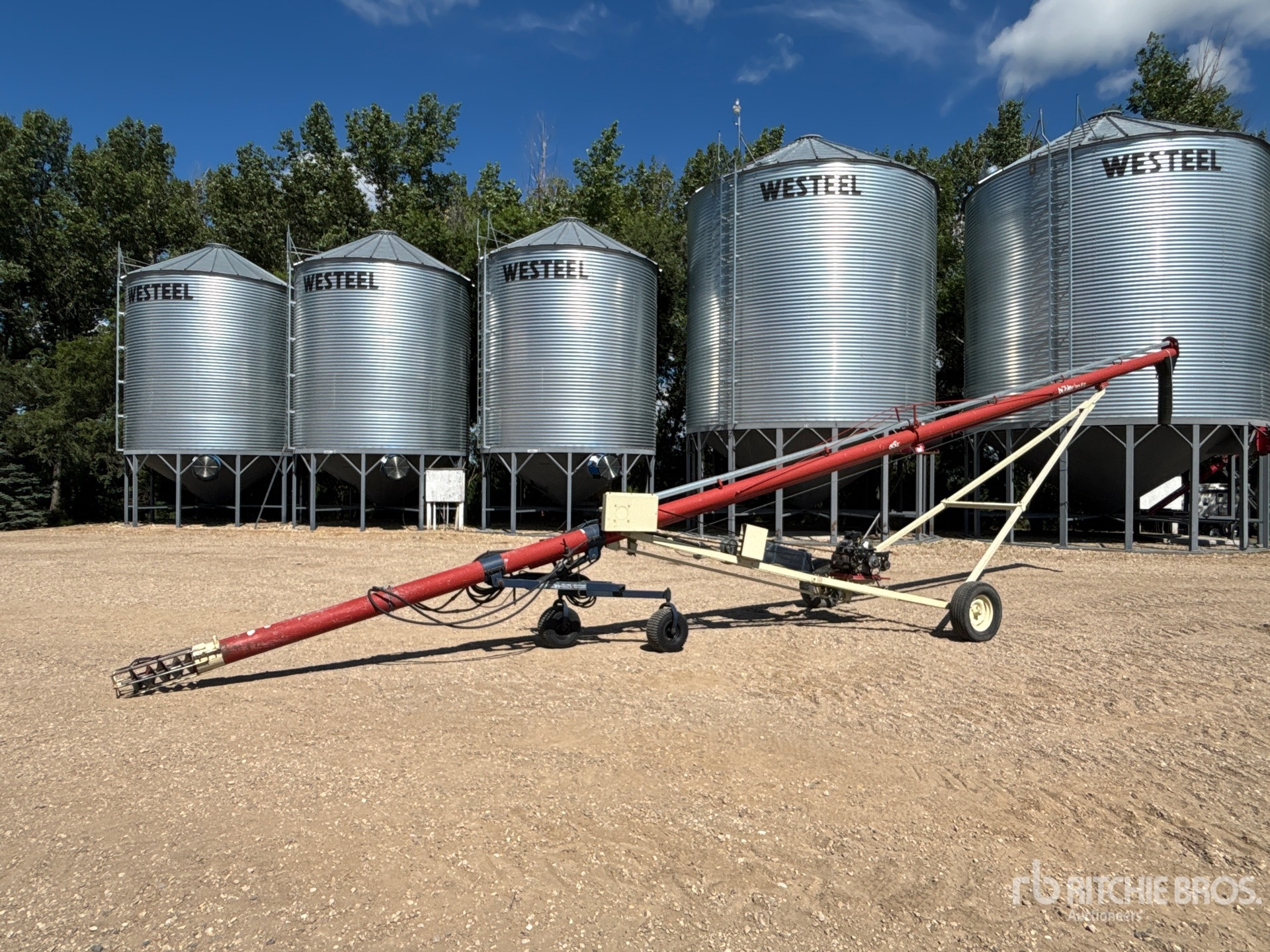 2007 Buhler Farm King 851 8 in x 51 ft Grain Auger