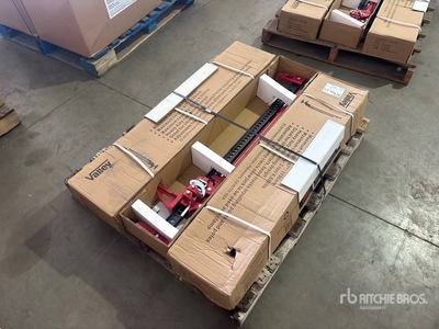 Quantity of (3) Arcan Farm 4 ft Jack