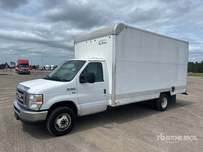 2016 Ford E350 4x2 Autocarro furgonato