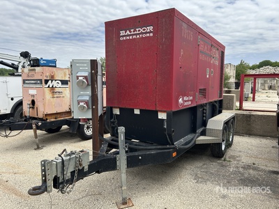 2010 Baldor TS175 発電機セット (250-749 kw/310-950 kva)