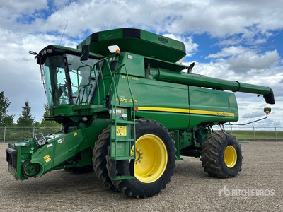 2010 John Deere 9870 STS コンバイン