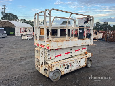 2014 Genie GS2646 Electric منصة رفع متحركة