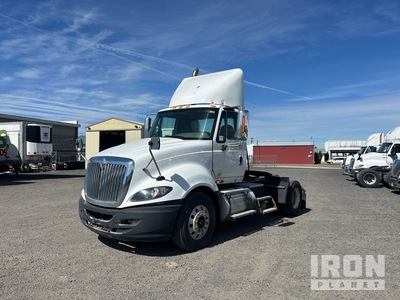 2011 International Prostar 4x2 S/A Day Cab Truck Tractor