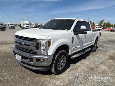 2019 Ford F-250 XLT 4x4 Crew Cab Pickup