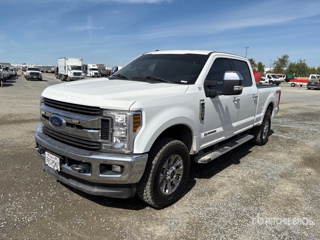 2019 Ford F-250 XLT 4x4 Crew Cab Pickup