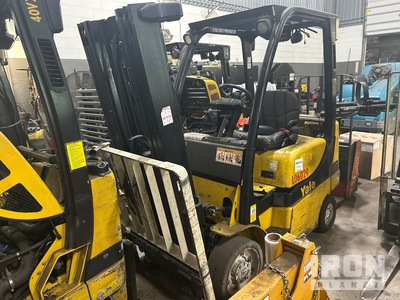 Yale GLC050 4800 lb Cushion Tire Forklift