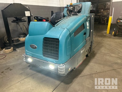2018 Tennant M20 Ride-On Floor Sweeper