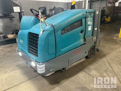 2015 Tennant M20 Ride-On Floor Sweeper