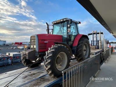 1998 Massey Ferguson 8110 トラクター