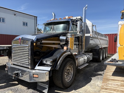 2016 Kenworth T800 Camion à benne basculante Tridem