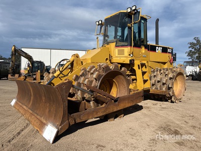 2002 Cat 815F Soil Compactor
