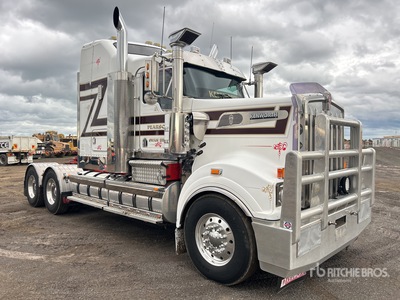 2008 Kenworth T908 6x4 3- Achs Sattelzugmaschine mit Schlafkabine