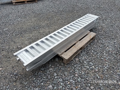 2025 6 Ton Aluminum Loading Ramps (Unused)