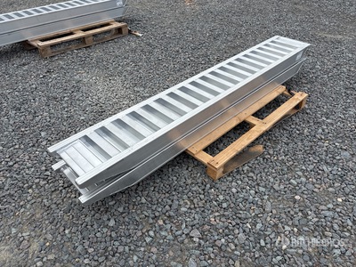 2025 6 Ton Aluminum Loading Ramps (Unused)