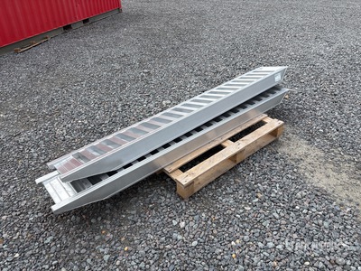 2025 6 Ton Aluminum Loading Ramps (Unused)