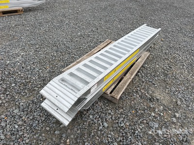 2025 6 Ton Aluminum Loading Ramps (Unused)