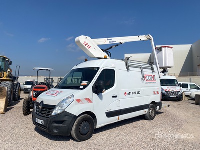 2015 France Elevateur 121F on 2016 Renault Master Mod FE Camión con Cesta Elevadora