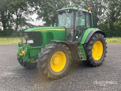 2006 John Deere 6820 Trattore agricolo 4RM