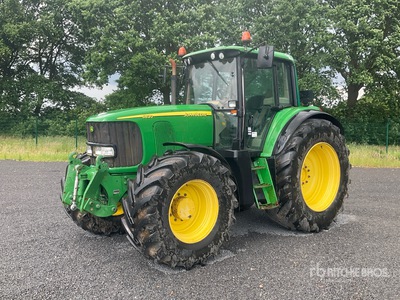 2004 John Deere 6820 Trattore agricolo 4RM
