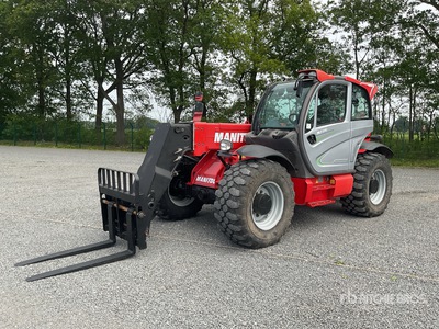 2015 Manitou MLT960 Telehandler