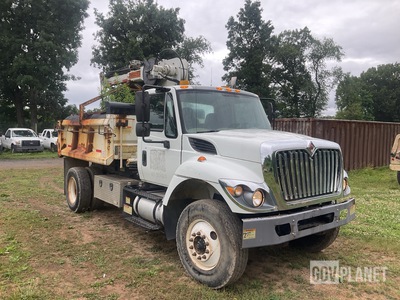 2013 International 7300 Dump Truck with Crane