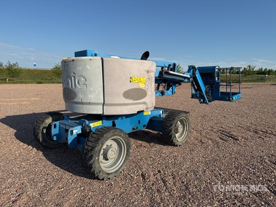2014 Genie Z45/25J 4WD Diesel Nacelle Articulee Articulating Boom Lift