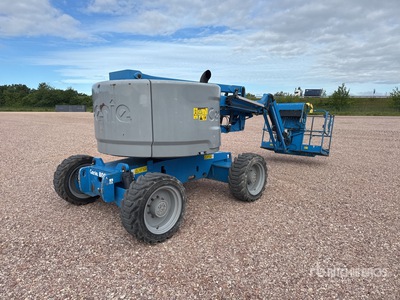 2018 Genie Z45/25J 4WD Diesel Articulating Boom Lift
